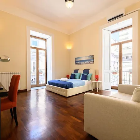 Apartment L'angoletto In Centro Naples