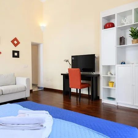 Apartment L'angoletto In Centro Naples
