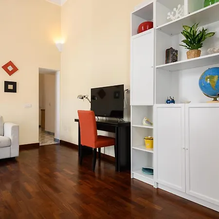 L'angoletto In Centro * Naples